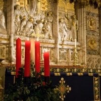 Candles in the chapel - College of St George