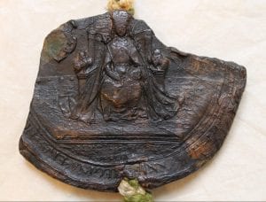 The throne side of the seal of Mary I, attached to SGC X.3.7.